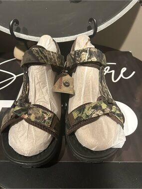 Skechers Mossy Oak Men Camo Velcro Strap Sandals in Green and Brown Size 12 New